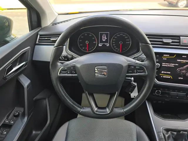 Seat Arona view 11