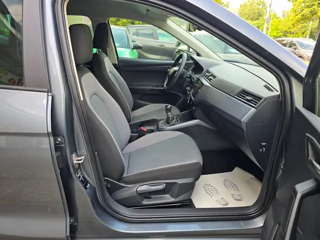 Seat Arona view 8