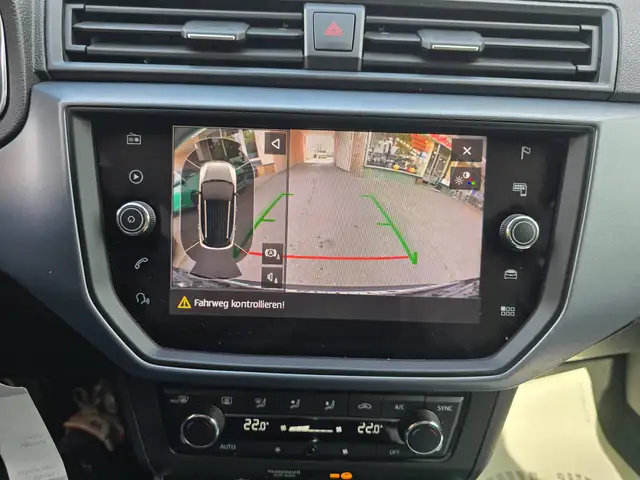 Seat Arona view 13