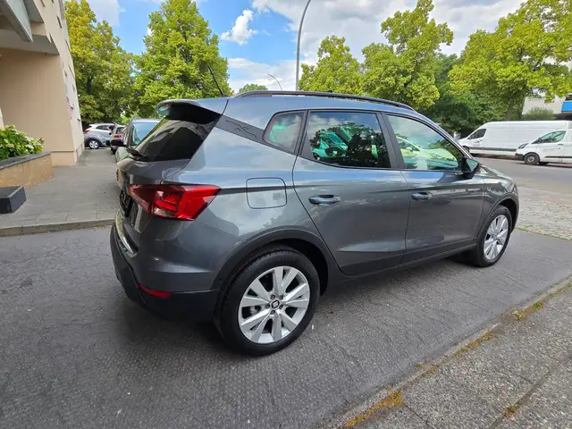 Seat Arona view 4