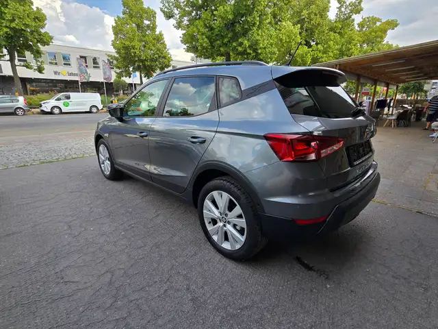 Seat Arona view 3