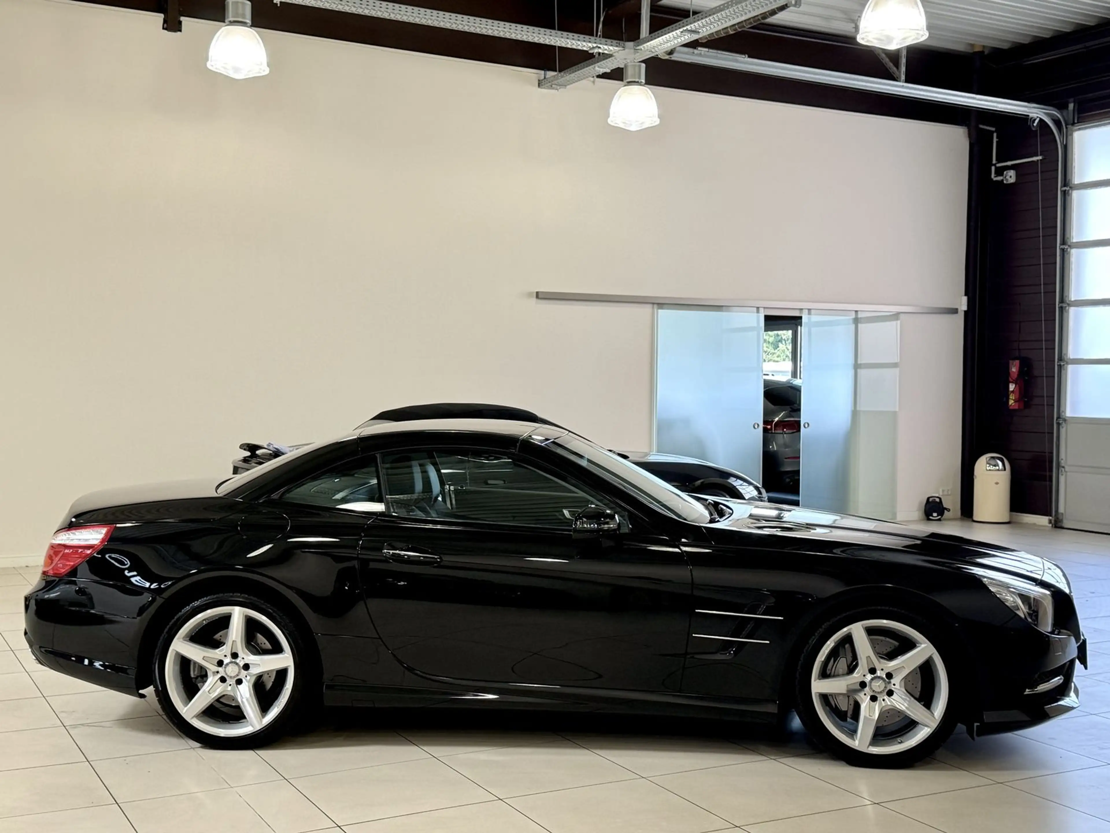 Mercedes-Benz SL 400 AMG *Comand-H&K-Airscarf-Kamera-19"* — photo 5
