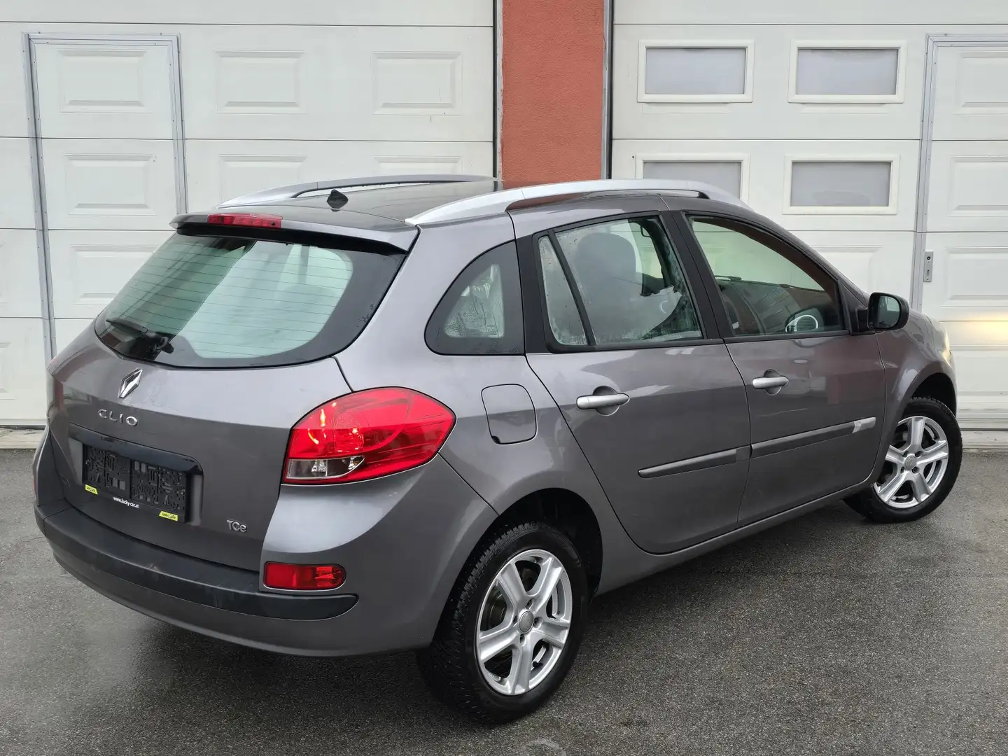 Renault Clio Clio Grandtour Dynamique TCE 100 *Pickerl NEU* Grau - 2