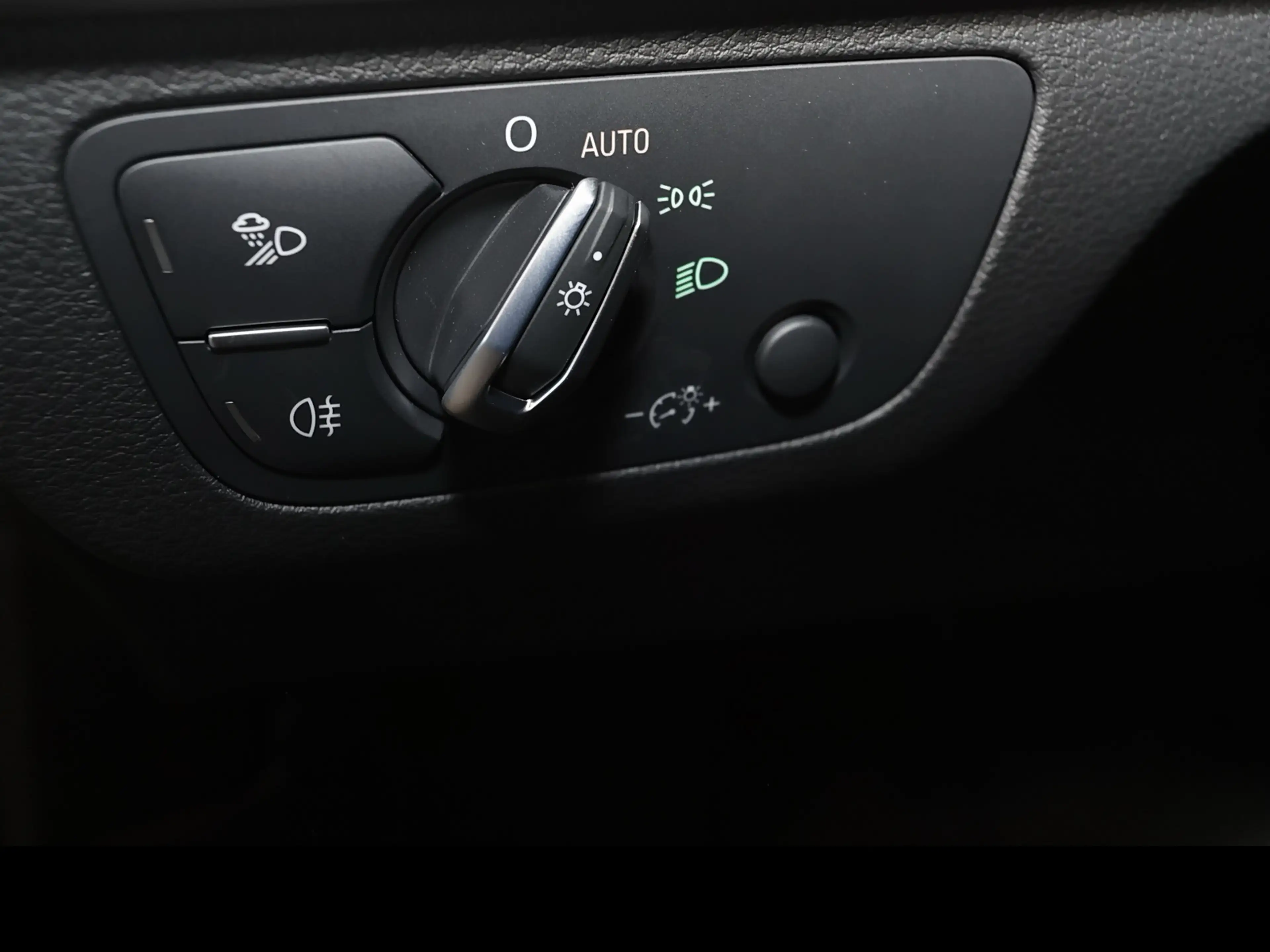 Audi Q5 Sportback 40 2.0 TFSI quattro advanced — photo 15