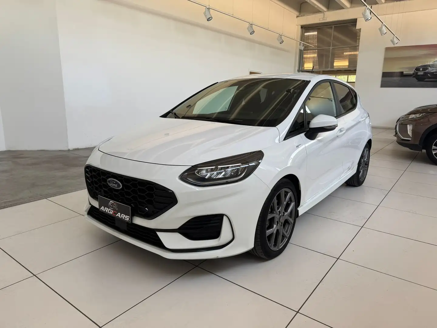Ford Fiesta Fiesta VII ibrida 5p  ST-Line X 125cv powershift Weiß - 1