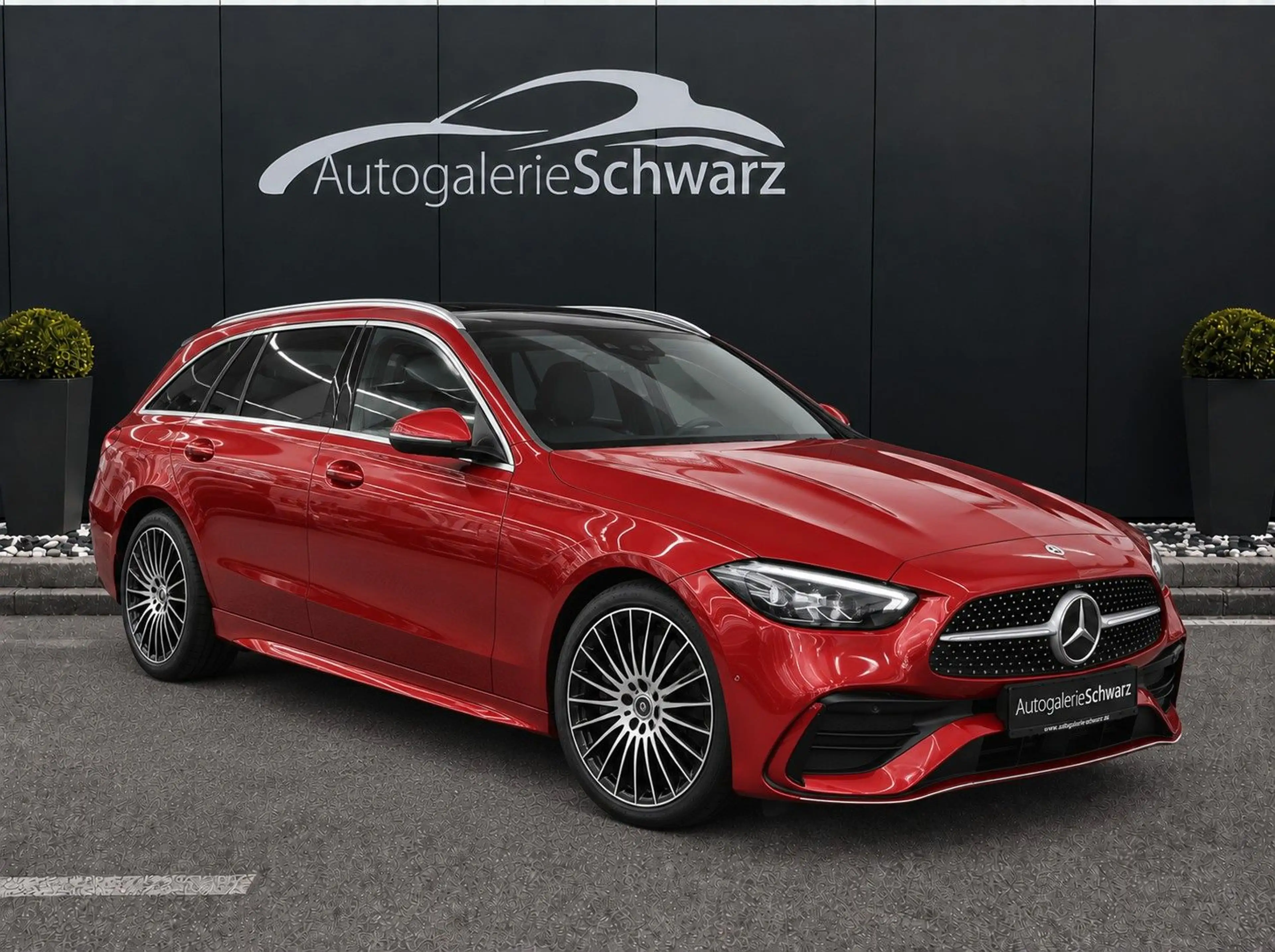 Mercedes-Benz C 200 d T AMG AHK PANO OLED AMBI SOUND KAM MBUX — photo 3