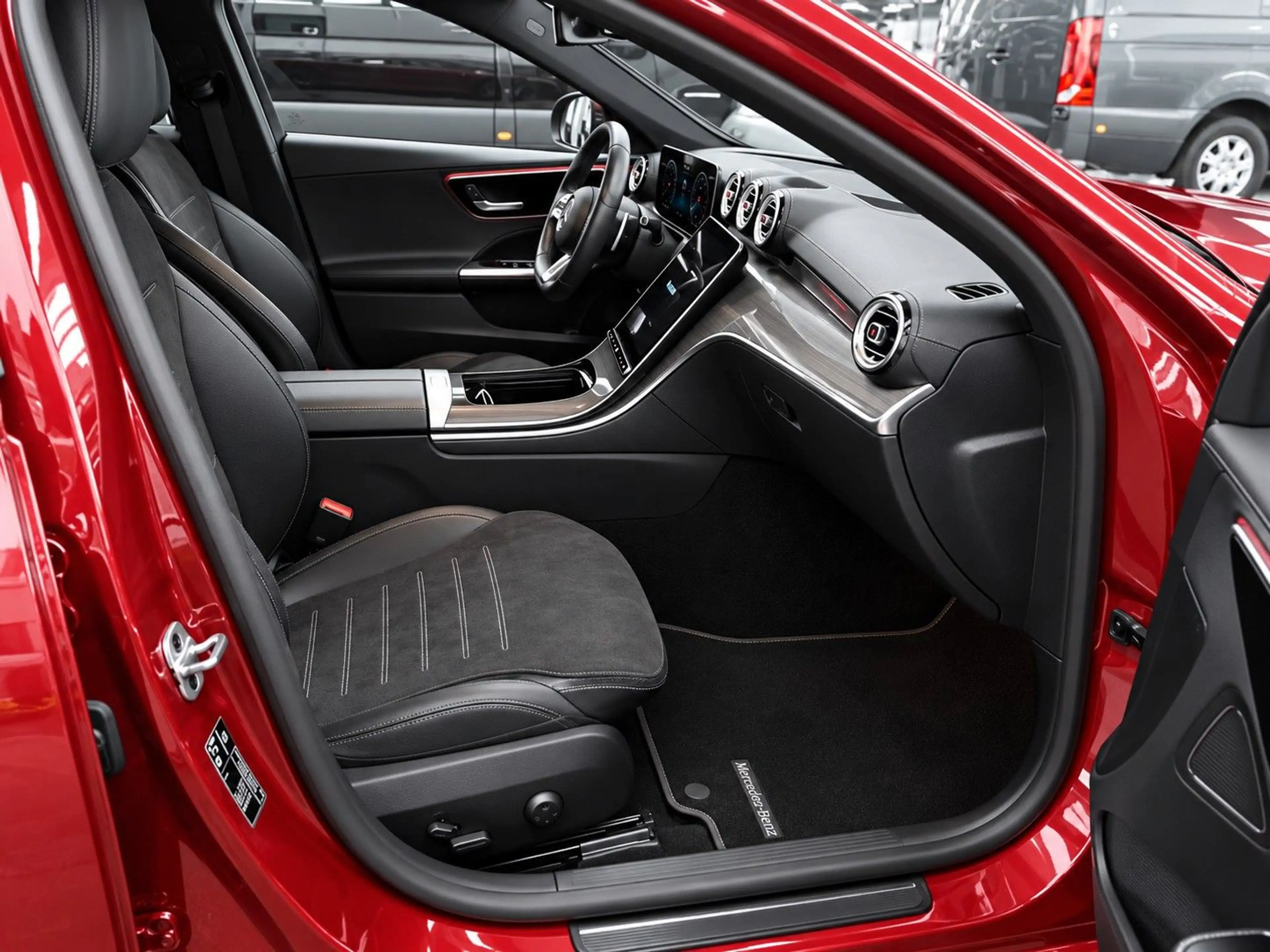 Mercedes-Benz C 200 d T AMG AHK PANO OLED AMBI SOUND KAM MBUX — photo 10