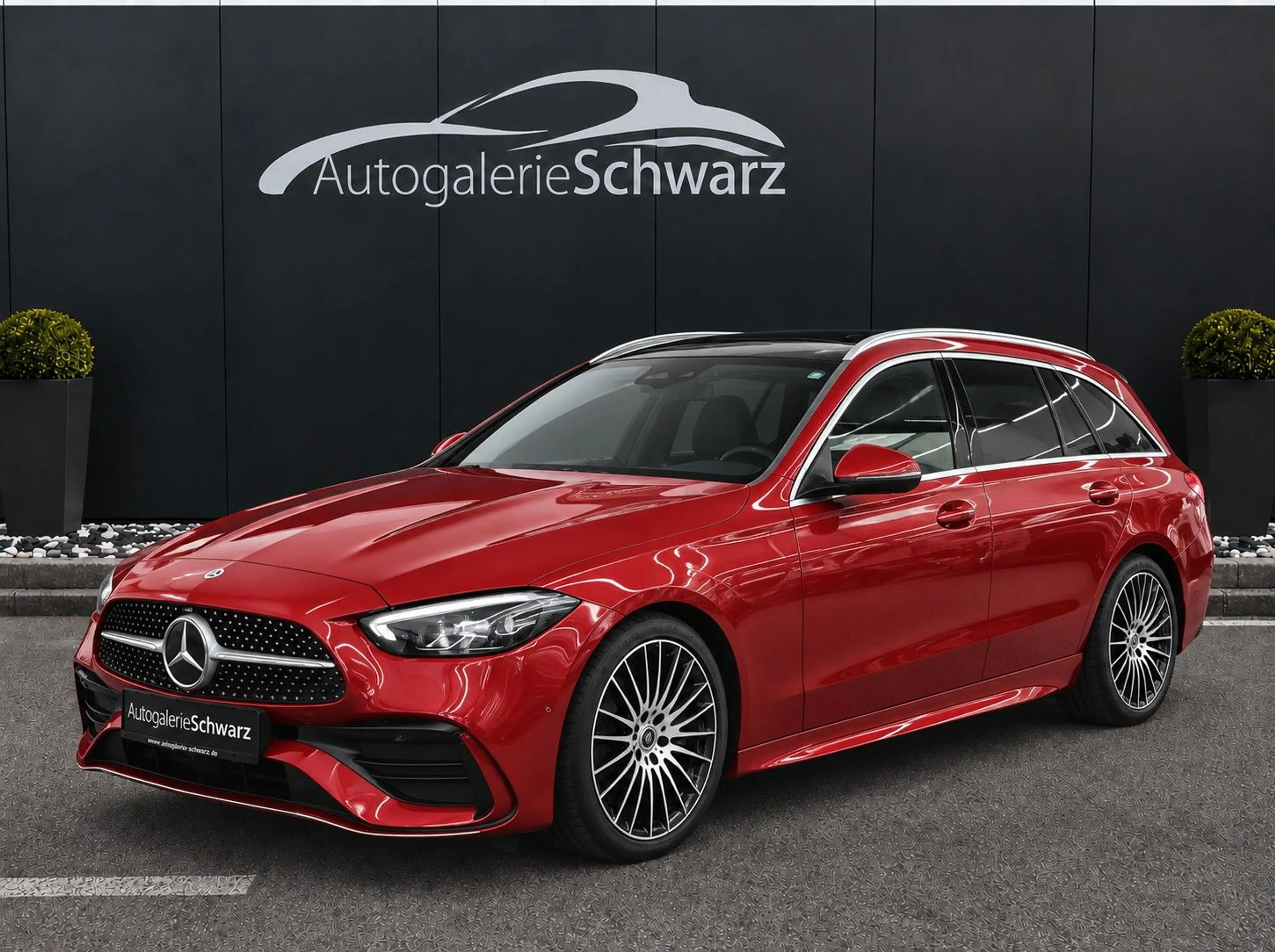 Mercedes-Benz C 200 d T AMG AHK PANO OLED AMBI SOUND KAM MBUX