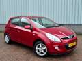 Hyundai i20 1.2 Dynamic Airco/Cruise CTRL Rood - thumbnail 1