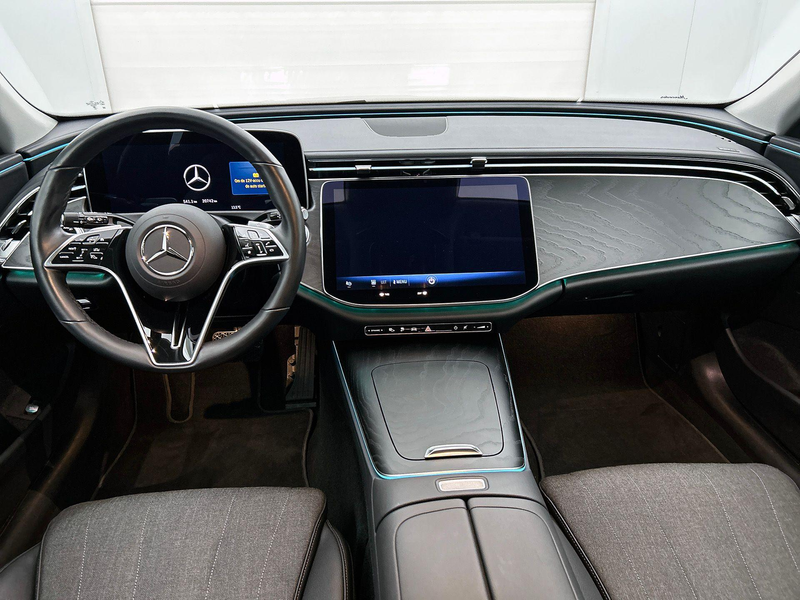 Mercedes-Benz E 300 DE Break Luxury Line | Trekhaak | Distronic + Stuu — photo 3