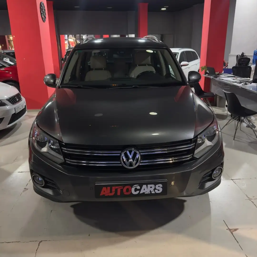 Volkswagen Tiguan 2.0TDI BMT Country 4M DSG 177 Gris - 2