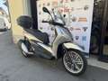 Piaggio Beverly 300 - thumbnail 2