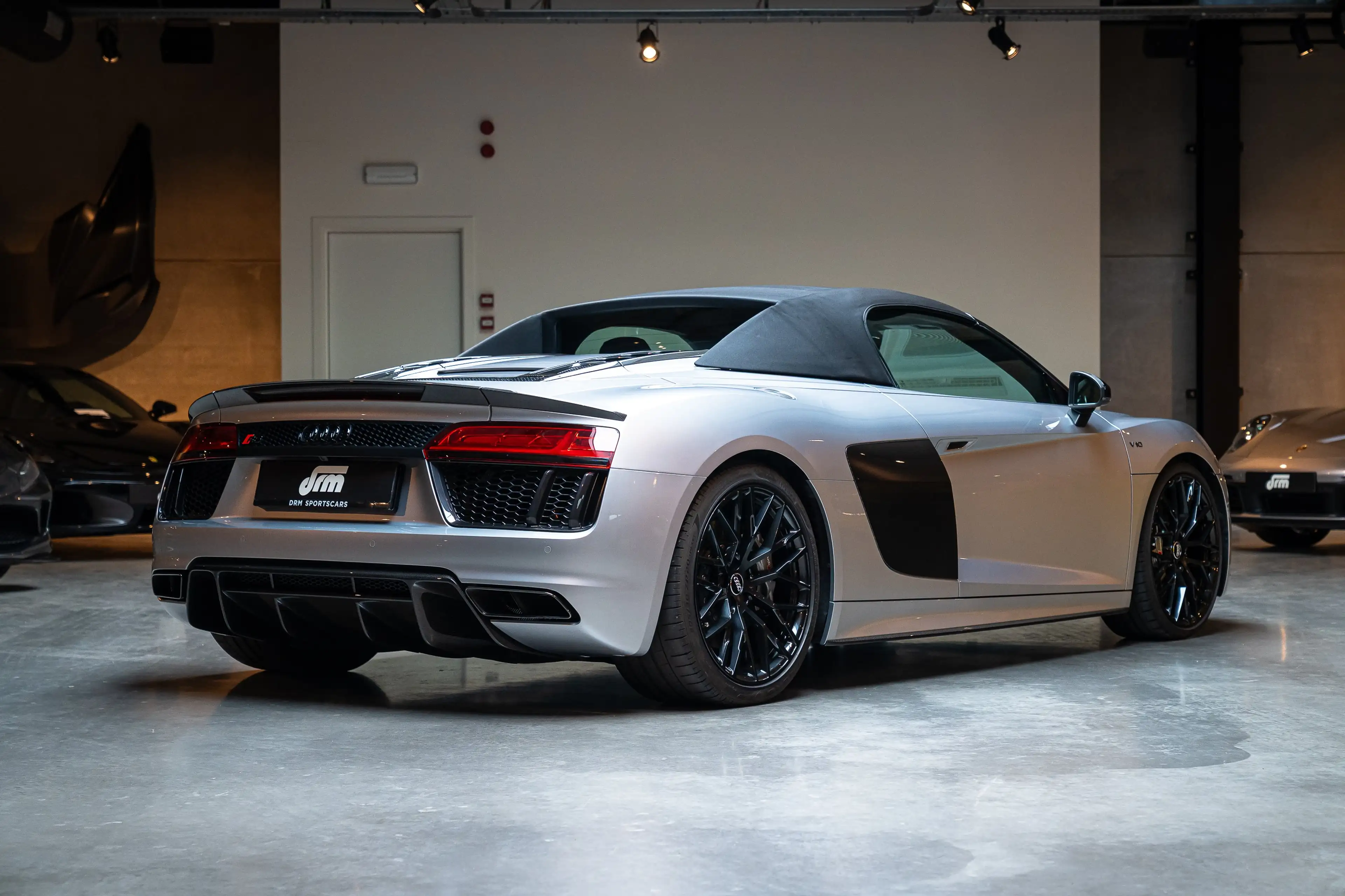 Audi R8 R8 5.2i V10+ FSI Spyder Quattro S tronic — photo 9