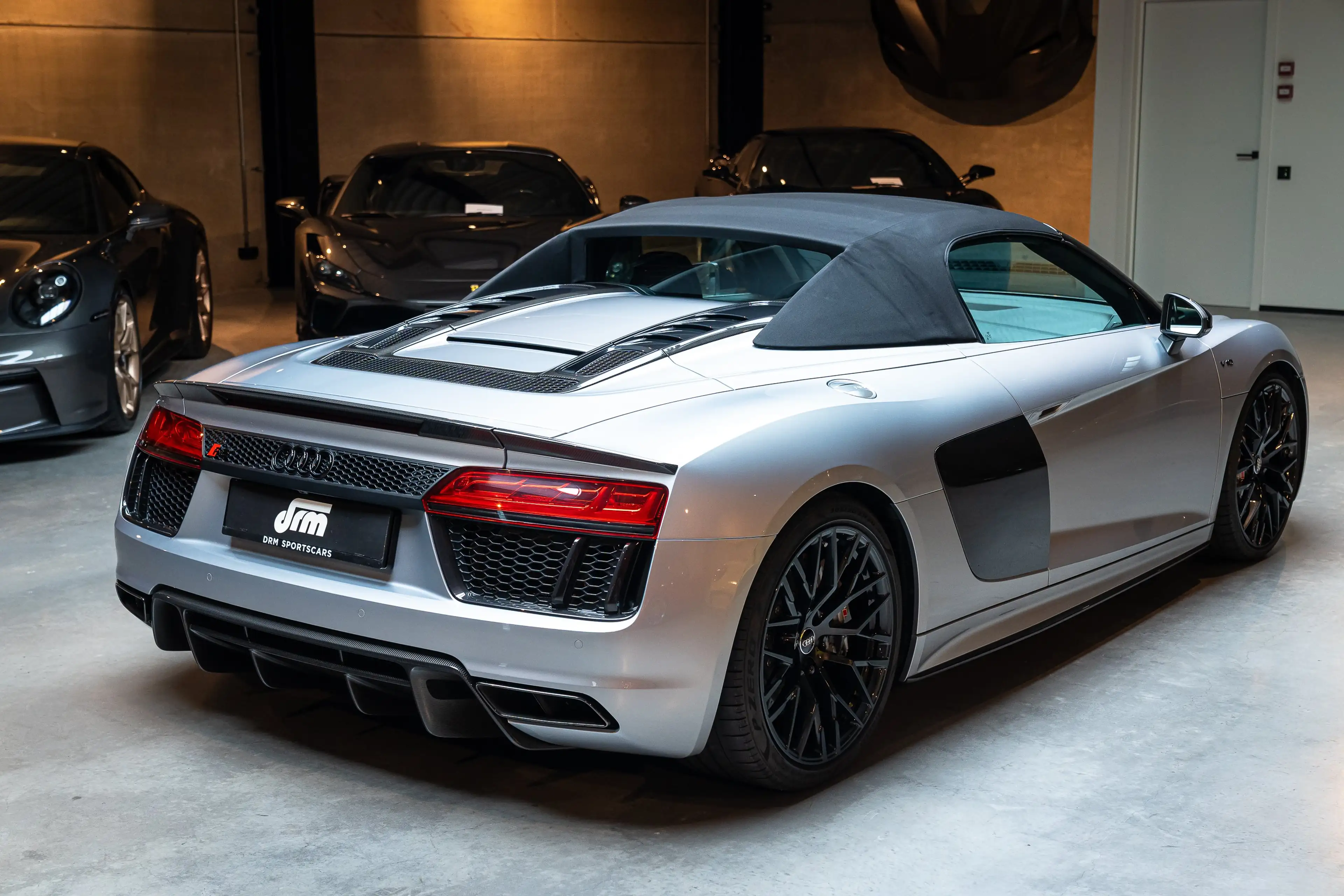 Audi R8 R8 5.2i V10+ FSI Spyder Quattro S tronic — photo 7