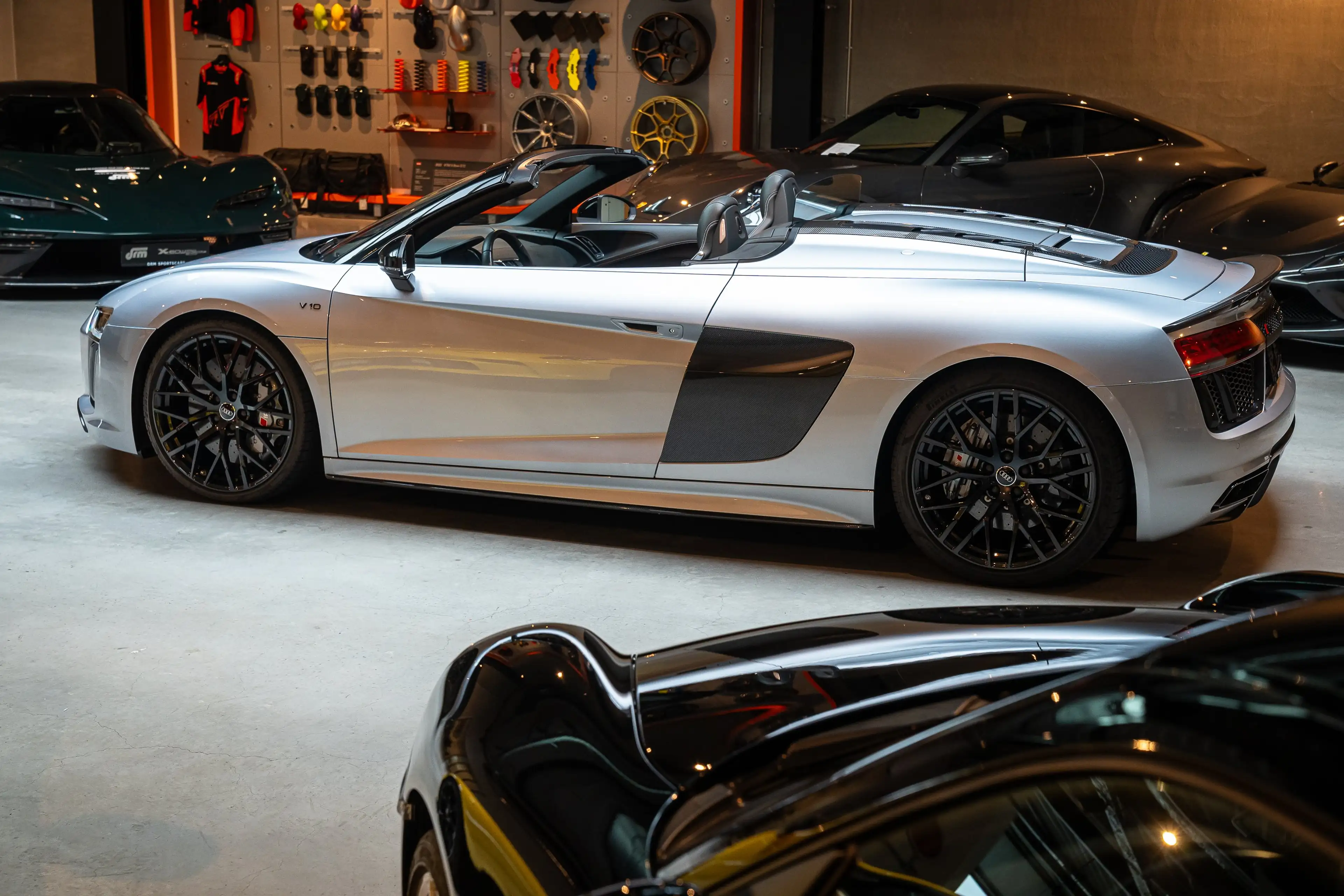 Audi R8 R8 5.2i V10+ FSI Spyder Quattro S tronic — photo 4