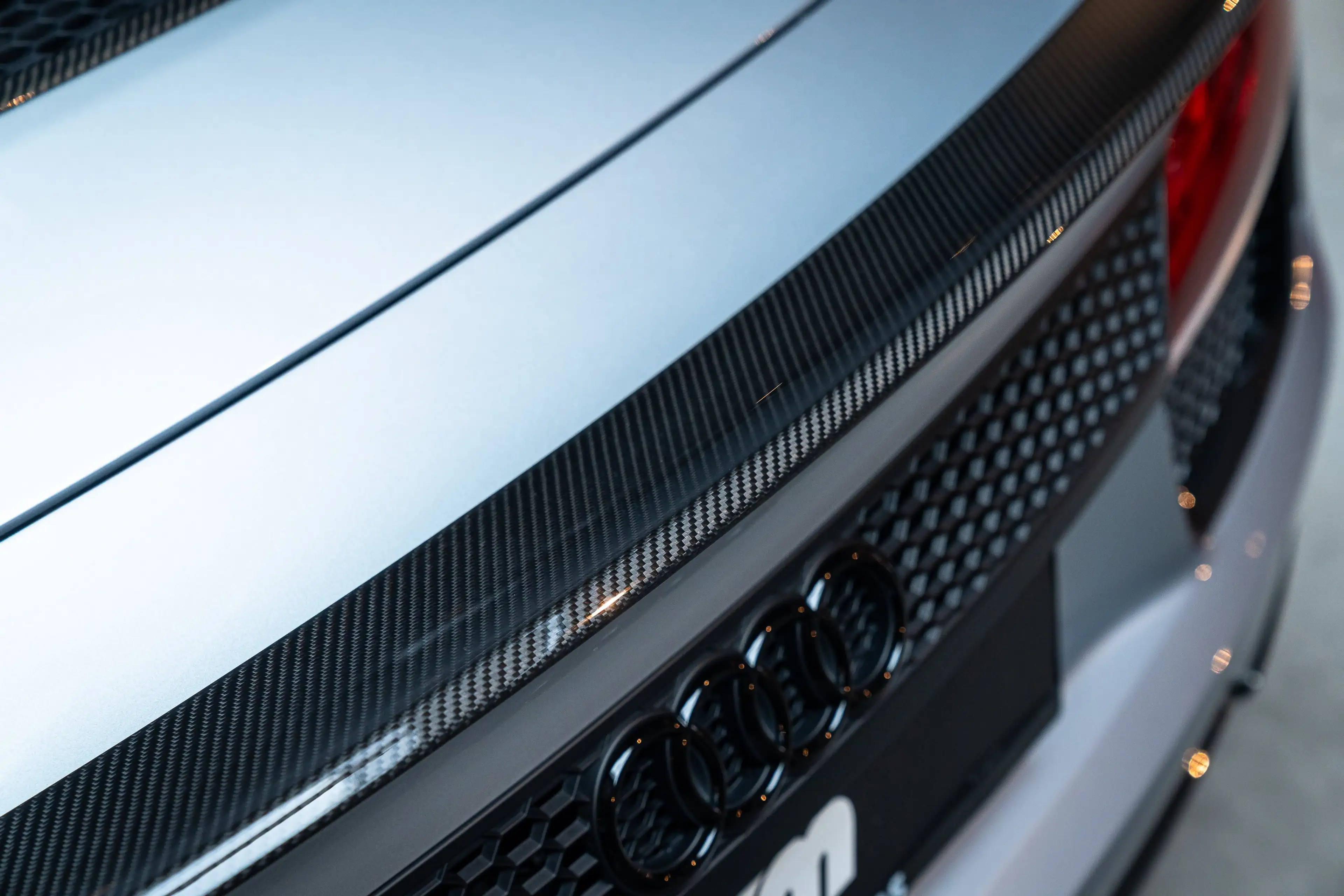 Audi R8 R8 5.2i V10+ FSI Spyder Quattro S tronic — photo 11