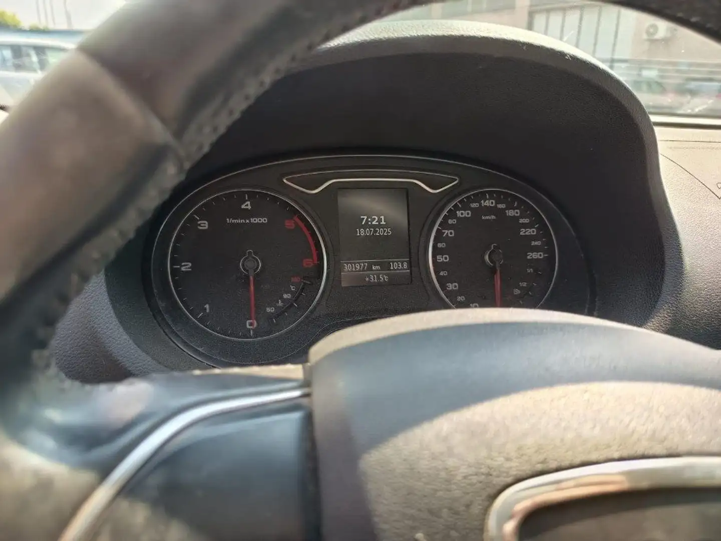 Audi A3 2.0 TDI Ambition Grigio - 2