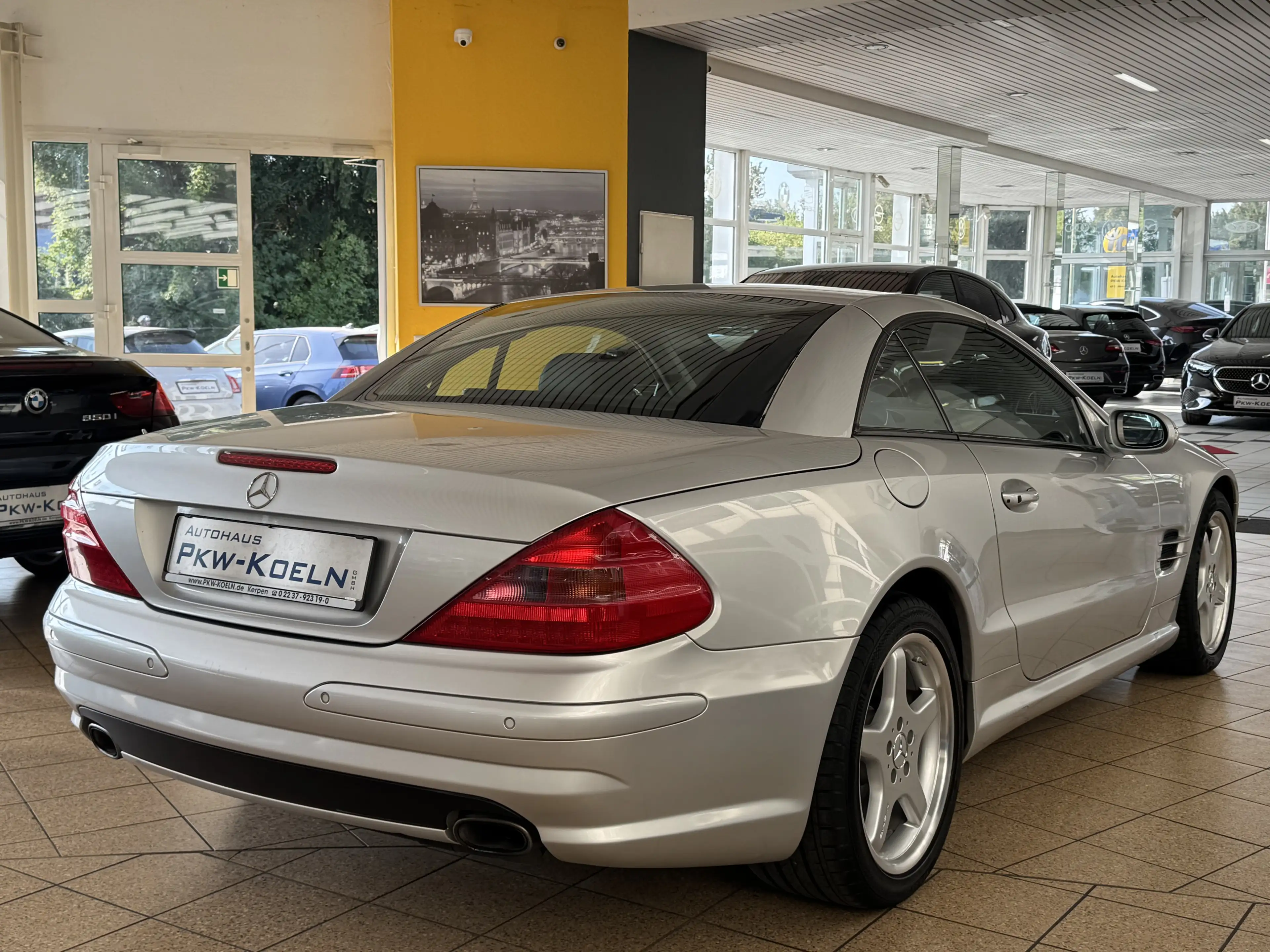 Mercedes-Benz SL 500 *AMG-LiNE*Bi-XEN*KEYLESS*BOSE*LEDER*PTS — photo 2