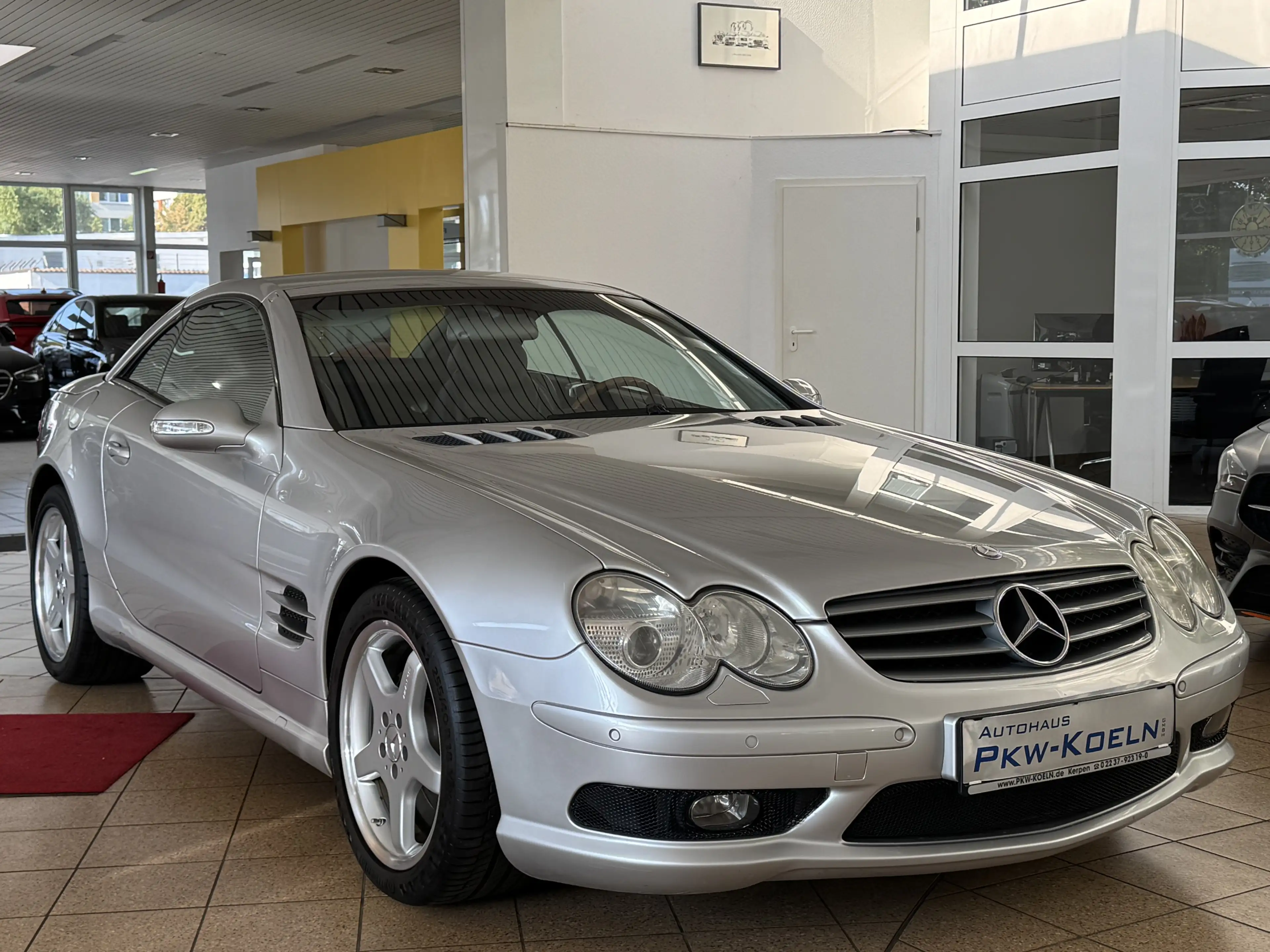 Mercedes-Benz SL 500 *AMG-LiNE*Bi-XEN*KEYLESS*BOSE*LEDER*PTS — photo 3