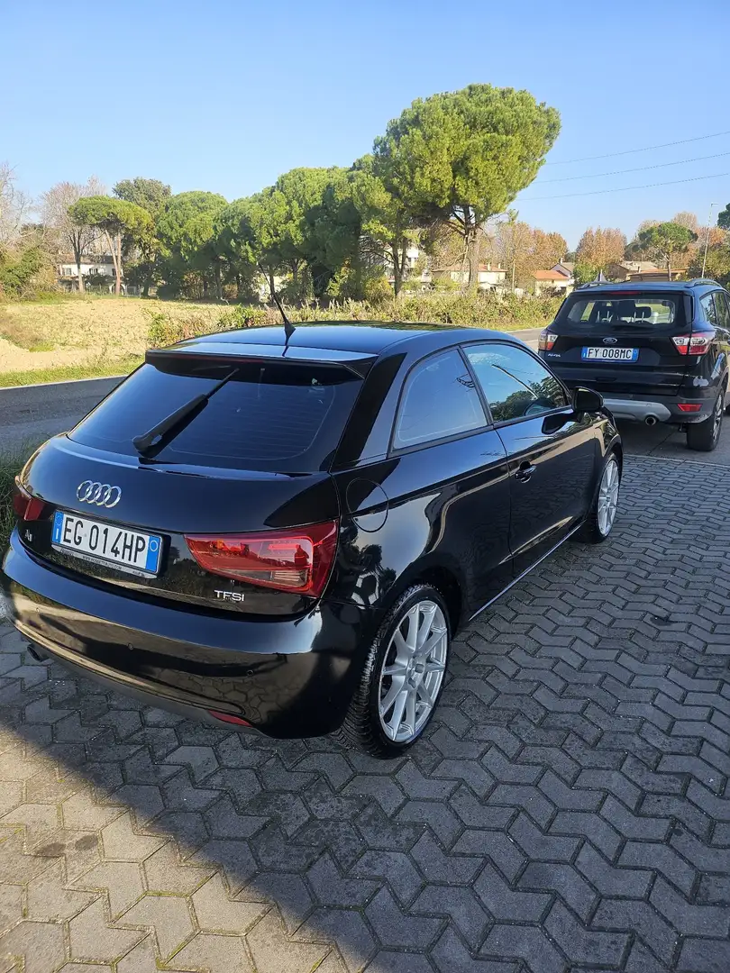 Audi A1 Sportback 1.2 tfsi Ambition - 2