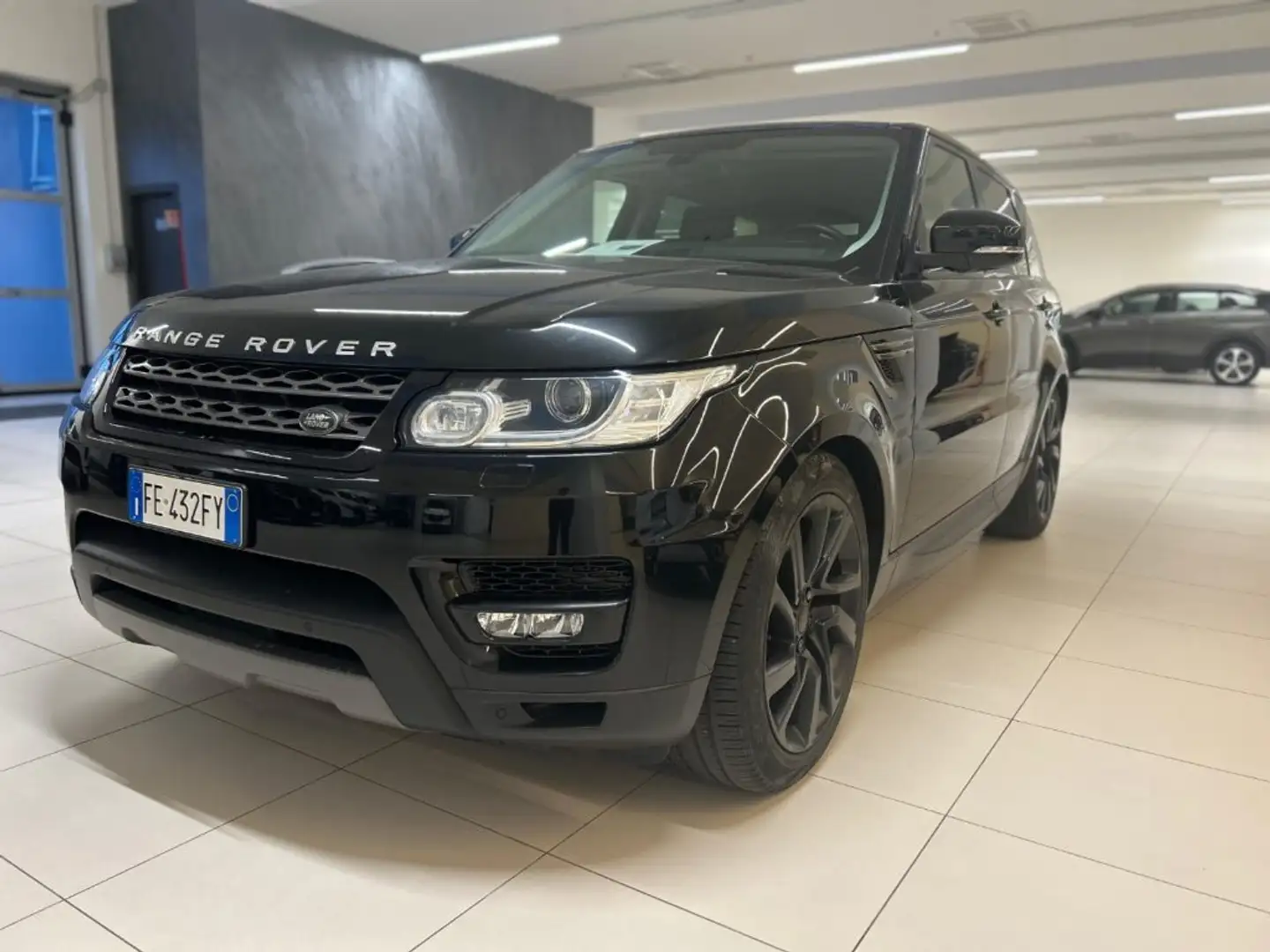 Land Rover Range Rover Sport 3.0 TDV6 HSE Noir - 1