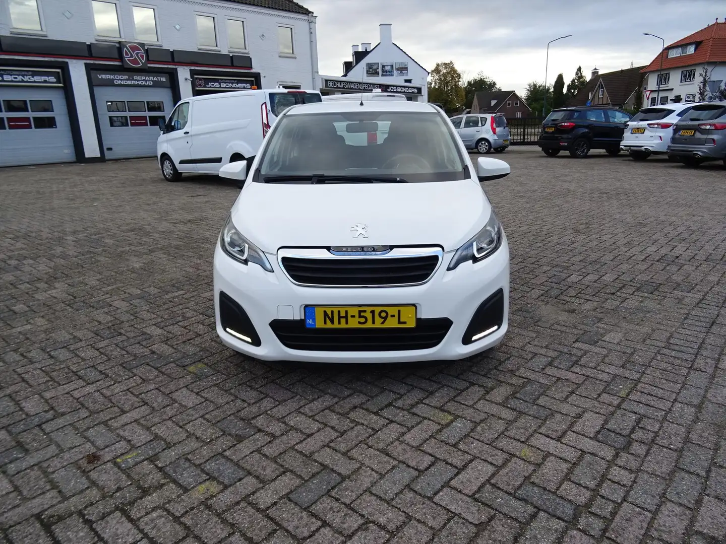 Peugeot 108 1.0 e-VTi 68pk 5D Active Wit - 2
