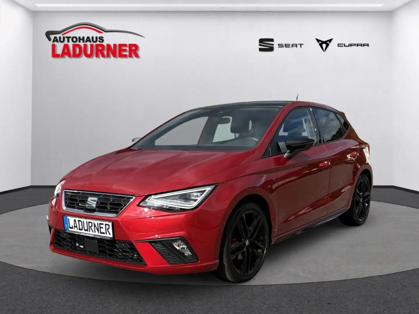 SEAT Ibiza FR Pro Black Edition 1,0 TSI DSG *PANO+KAM* Rouge - 2
