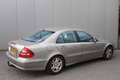 Mercedes-Benz E 320 CDI Automaat Avantgarde Leder/Trekhaak/Stoelverwar Gri - thumbnail 4