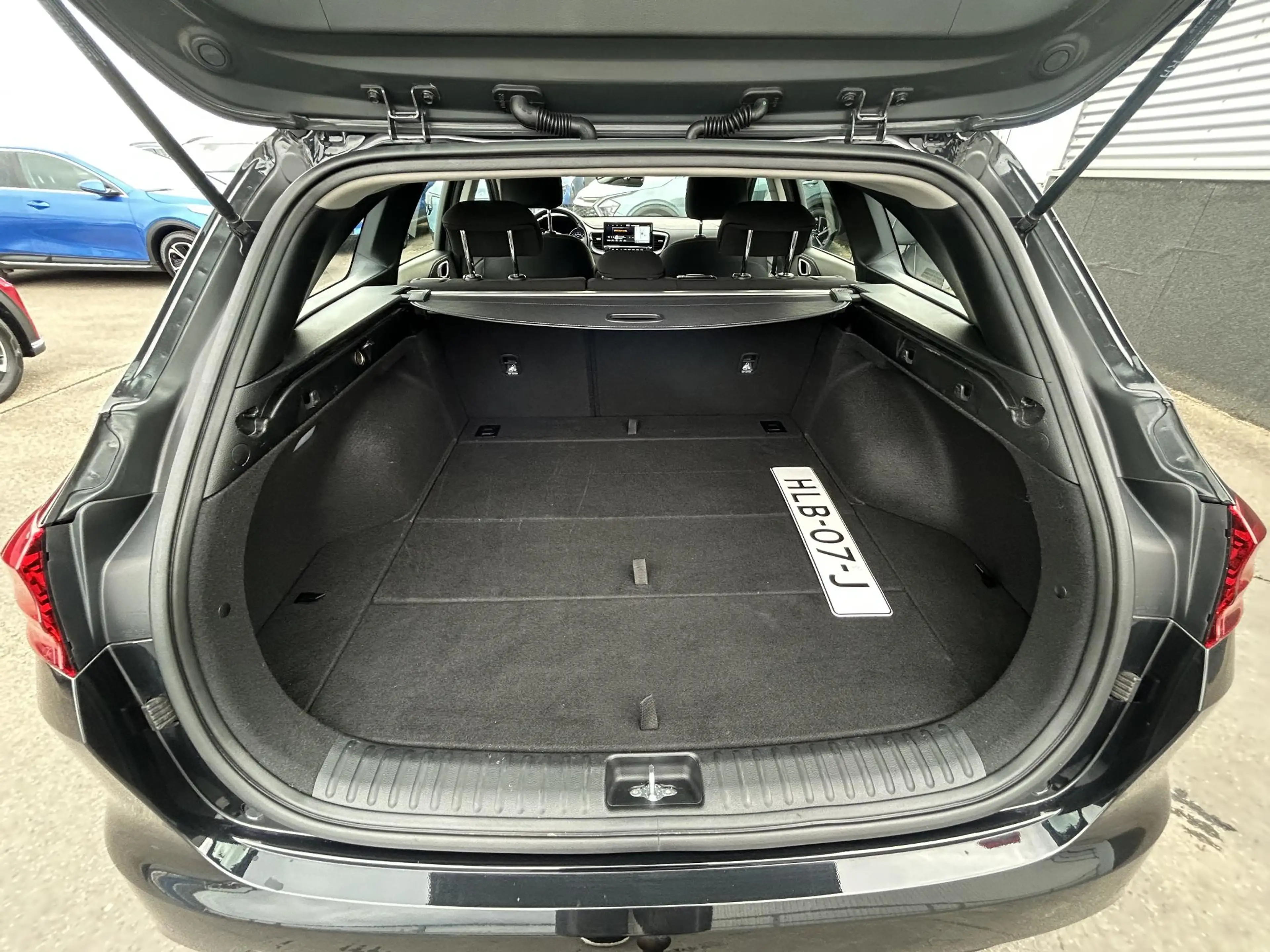 Kia Ceed SW / cee'd SW Sportswagon 1.5 T-GDi DynamicLine Trekhaak, naviga — photo 8