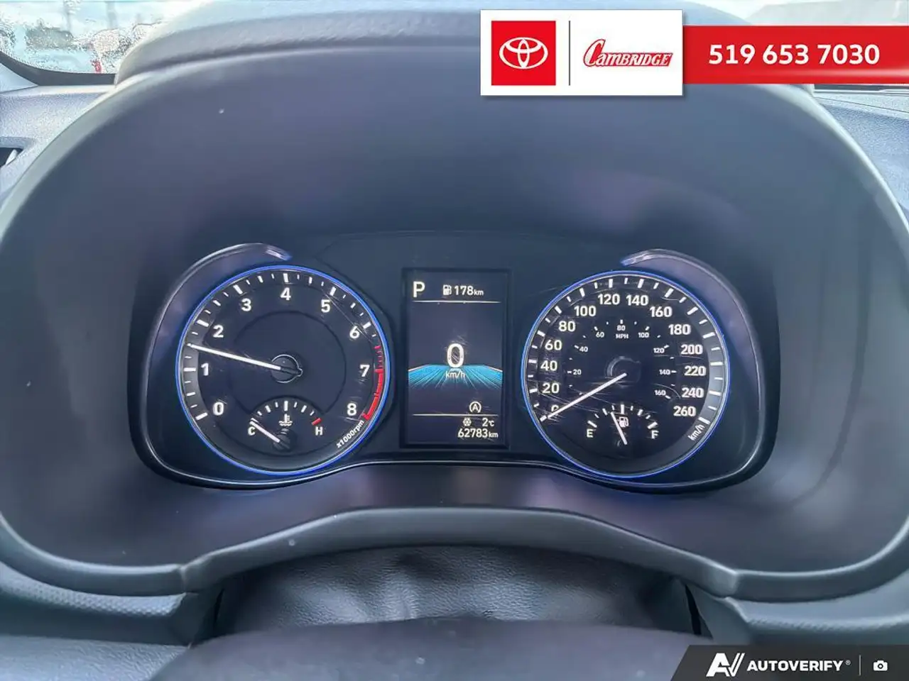 Hyundai KONA снимка Hyundai KONA