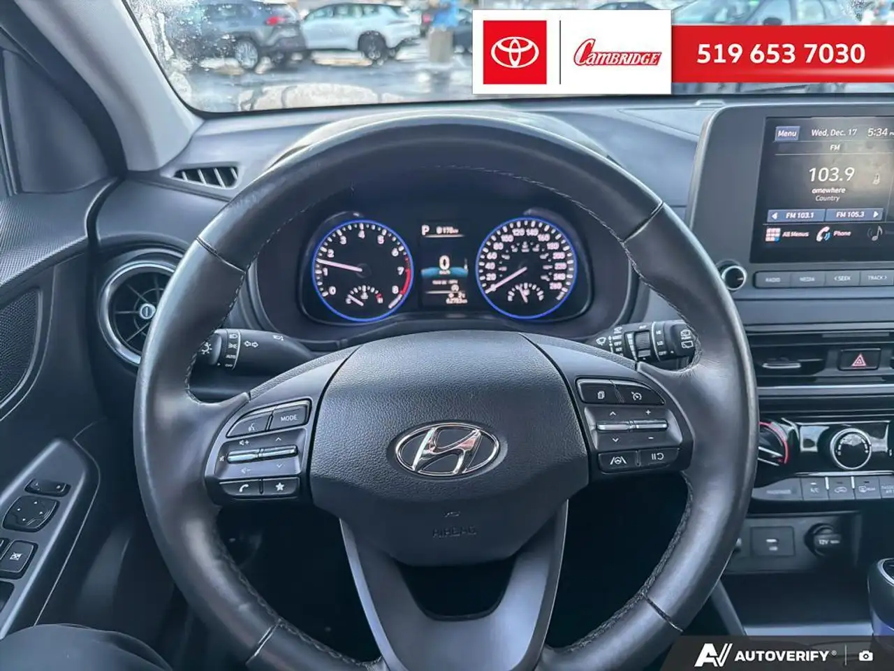 Hyundai KONA снимка Hyundai KONA