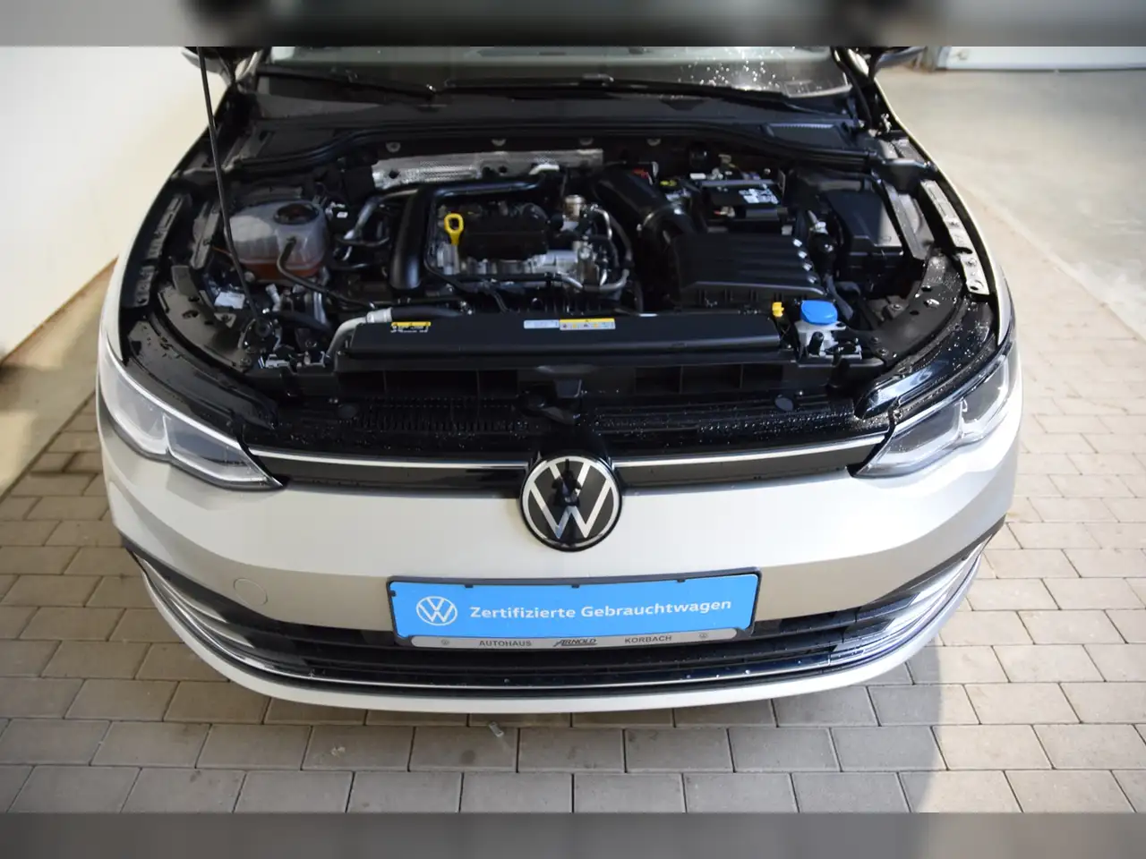 Volkswagen Golf VIII TSI MOVE DSG 6