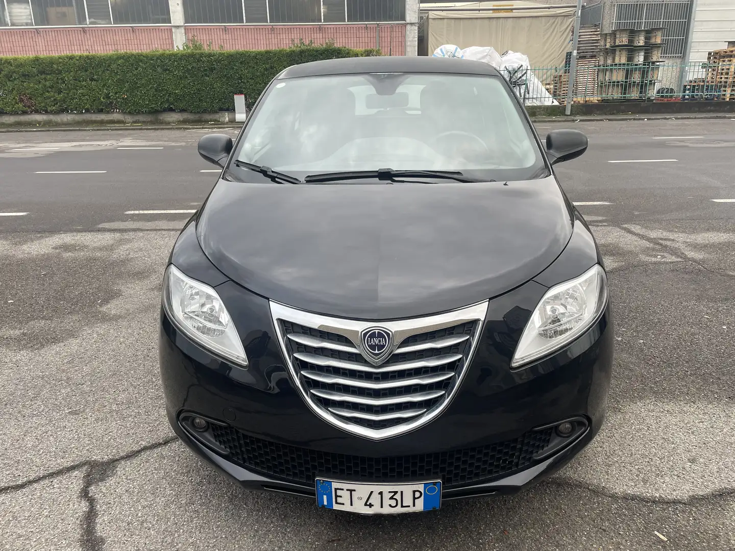 Lancia Ypsilon 0.9 t.air Gold ecochic metano 80cv - 1