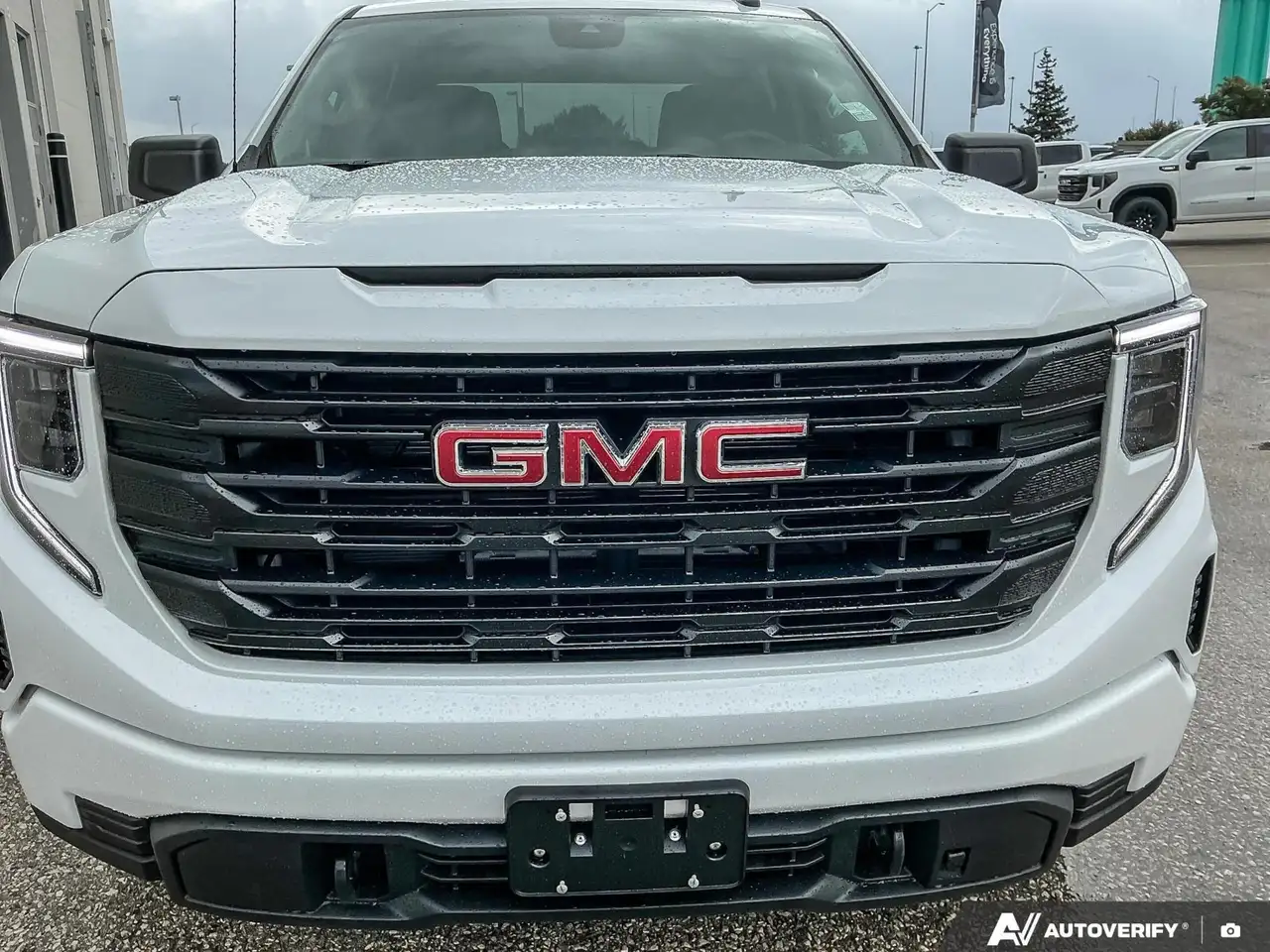 GMC Sierra 1500 снимка GMC Sierra 1500