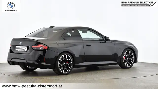 BMW 2 Series view 4