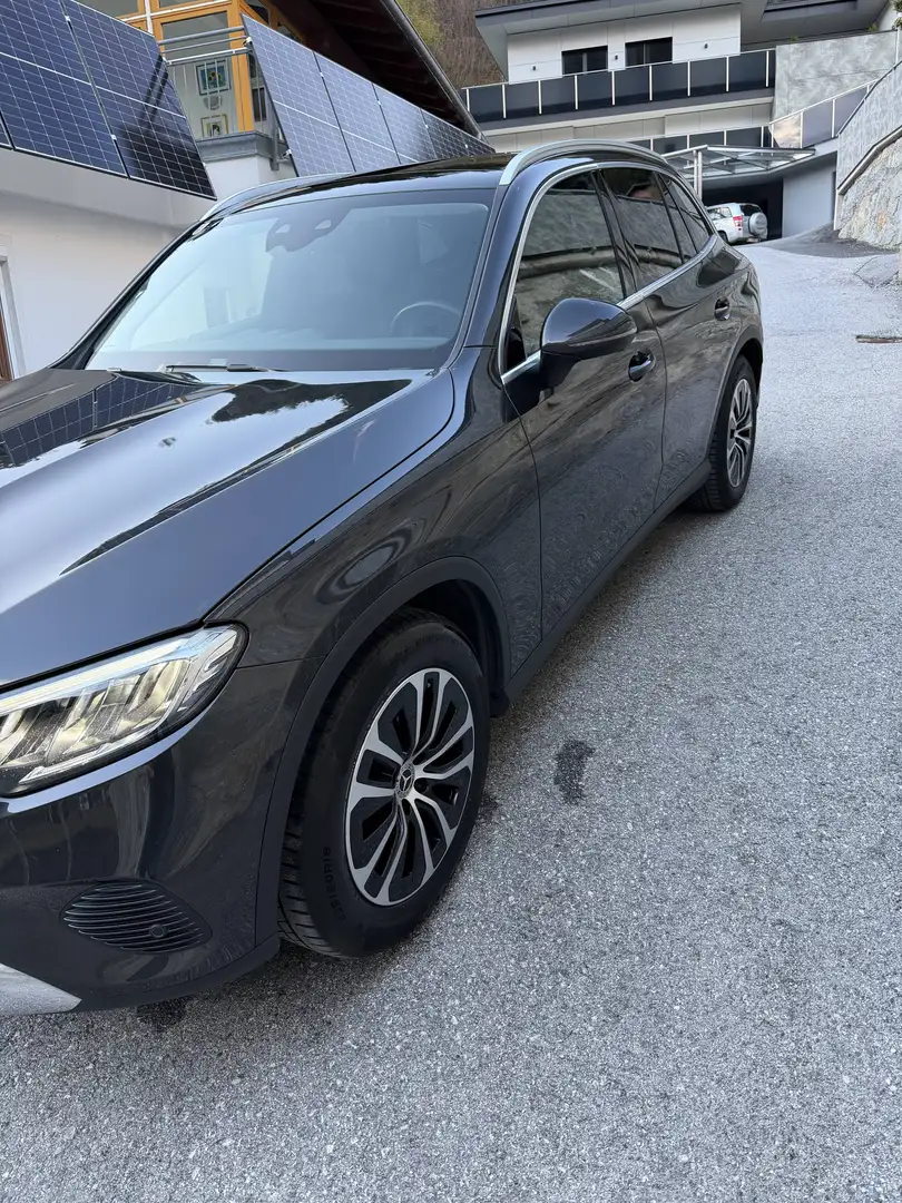 Mercedes-Benz GLC 220 GLC 220 d MHEV 4MATIC Aut. Grau - 1