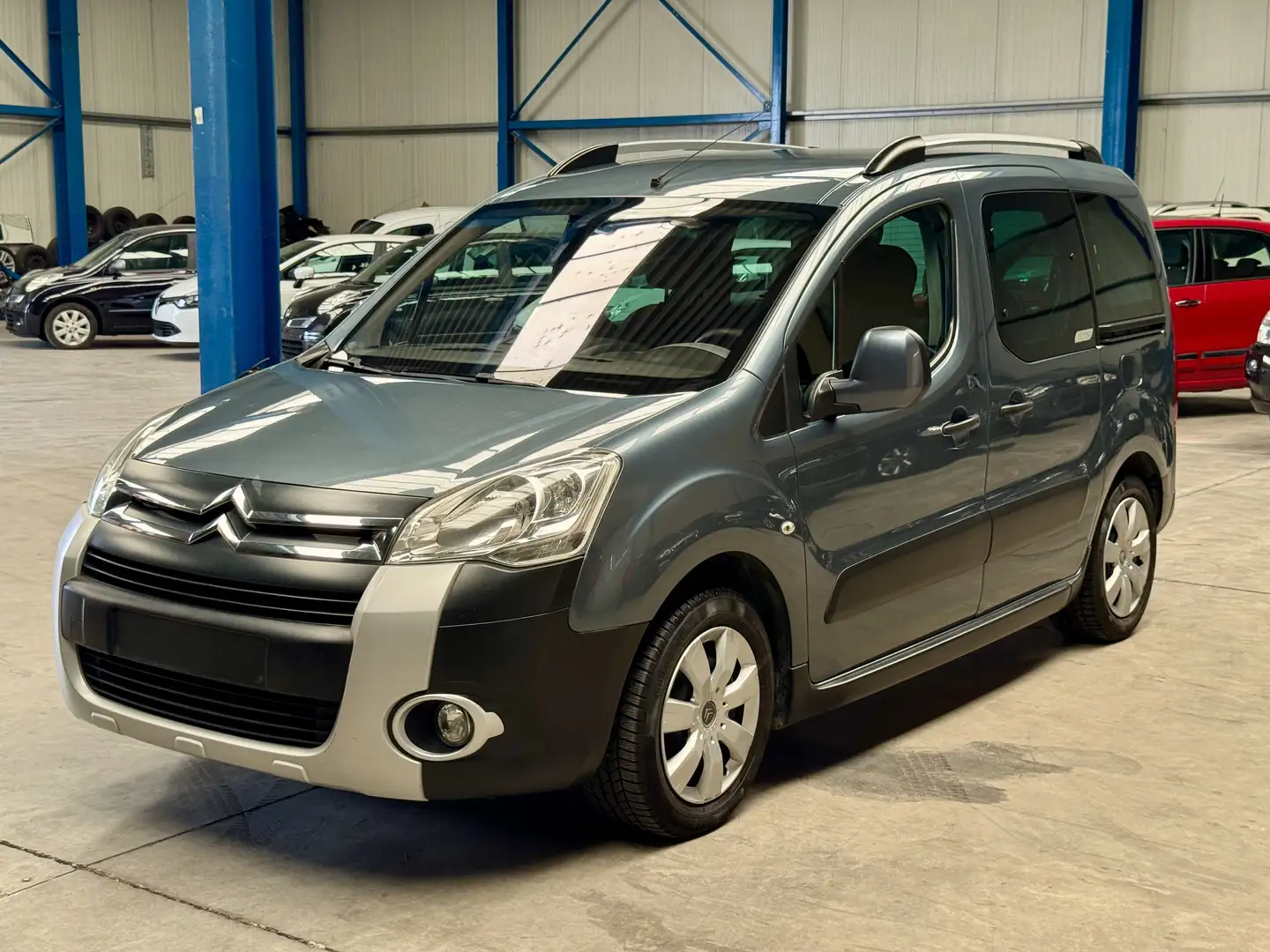 Citroen Berlingo Xtr 1.6 HDi XTR Modrá - 1