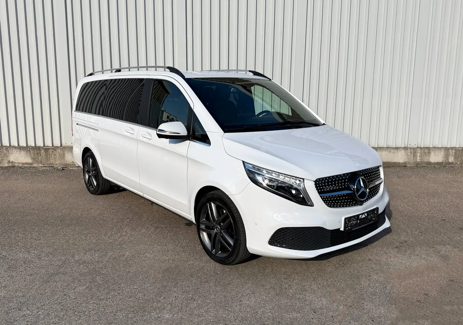 Mercedes-Benz V 250 V 250 CDI AVANTG.EDITION lang LED ACC Leder Navi Weiß - 1