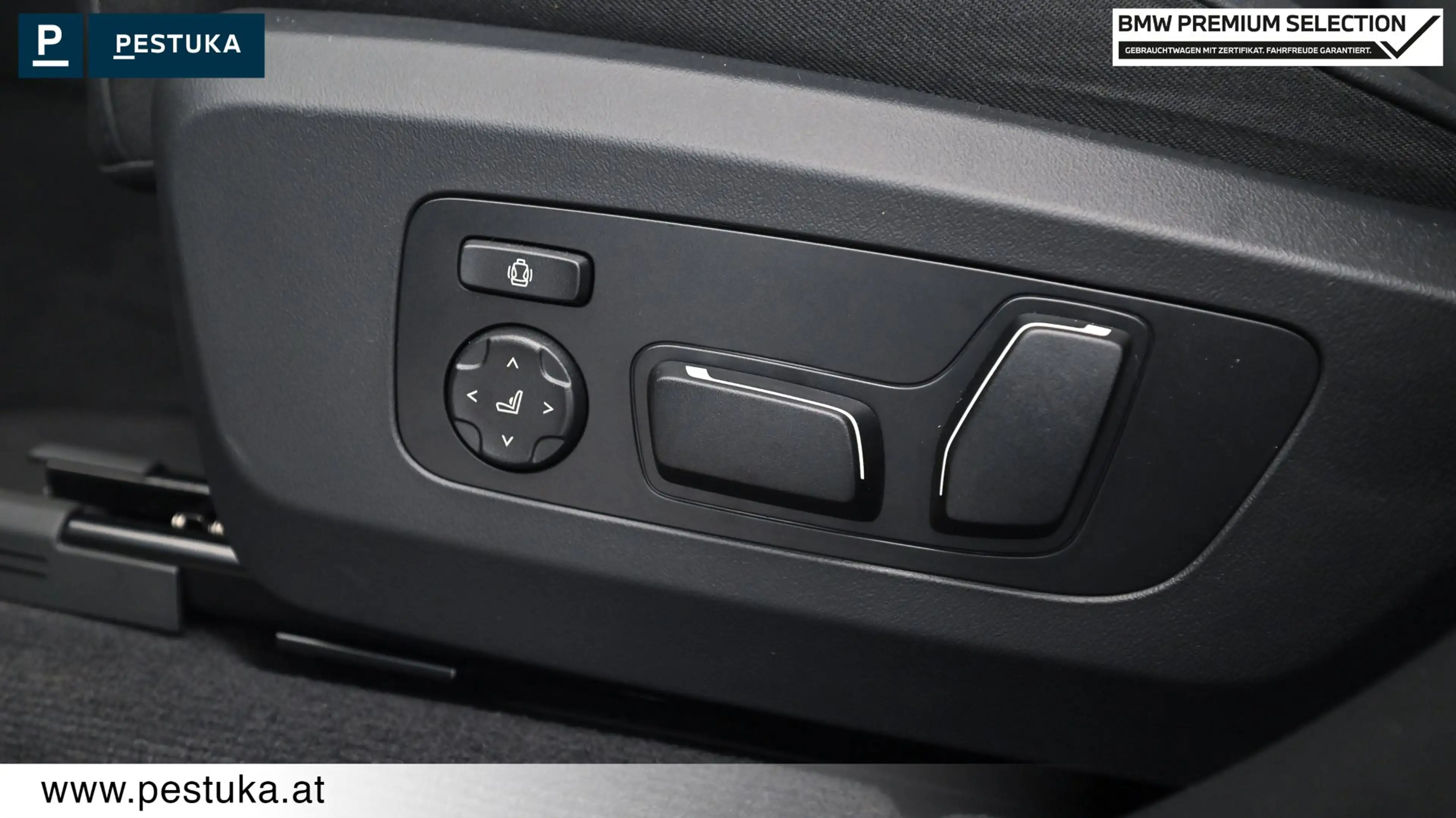 BMW X3 30e xDrive — photo 10