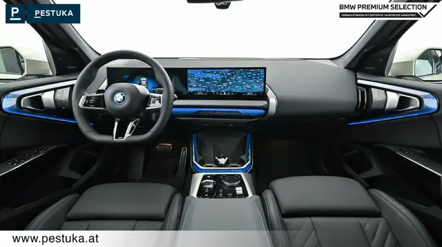 BMW X3 view 11