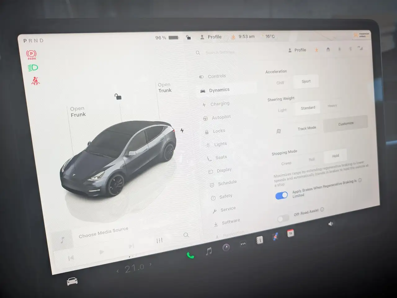 Tesla Model Y fotografie Tesla Model Y