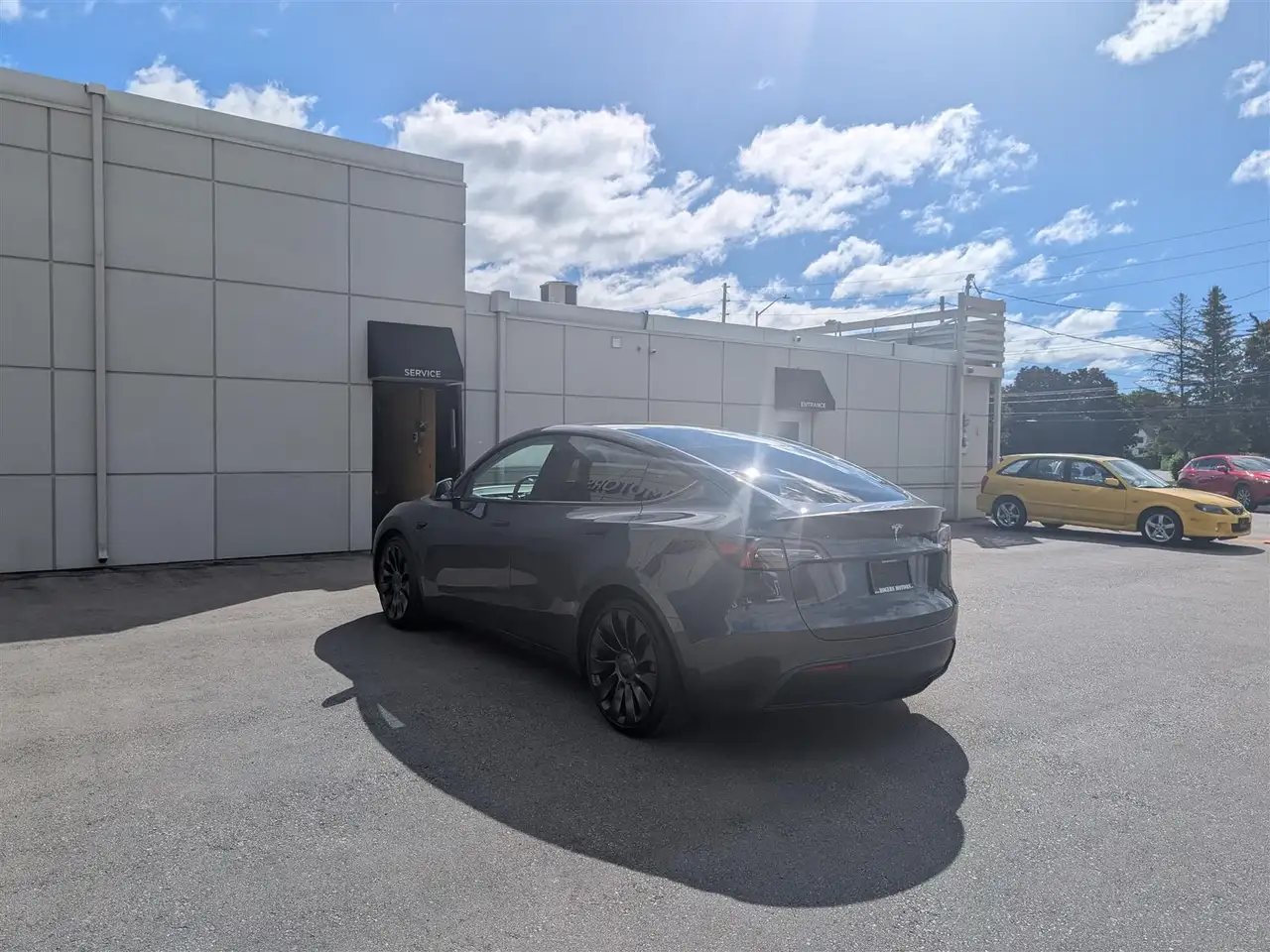 Tesla Model Y fotografie Tesla Model Y