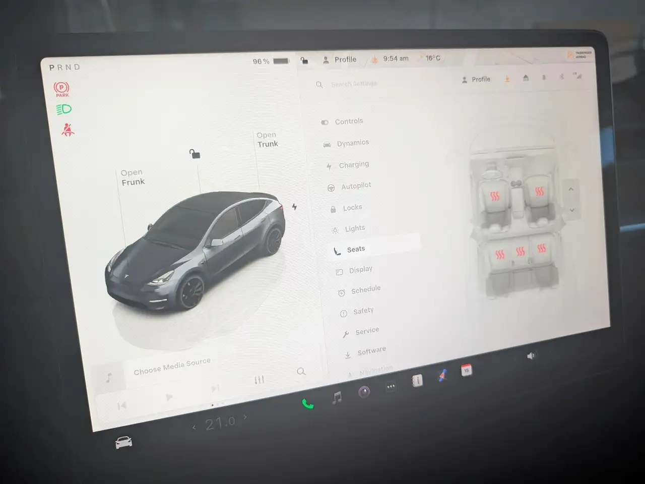 Tesla Model Y fotografie Tesla Model Y