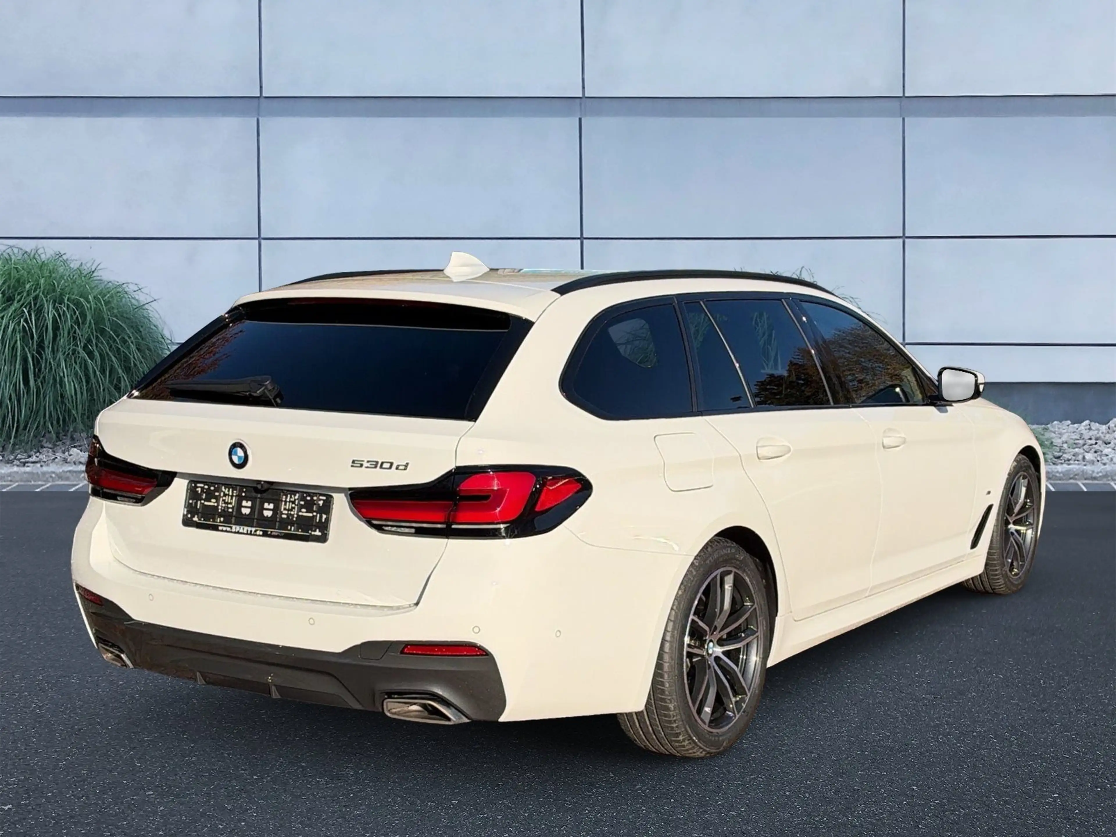 BMW 530 d Touring — photo 3