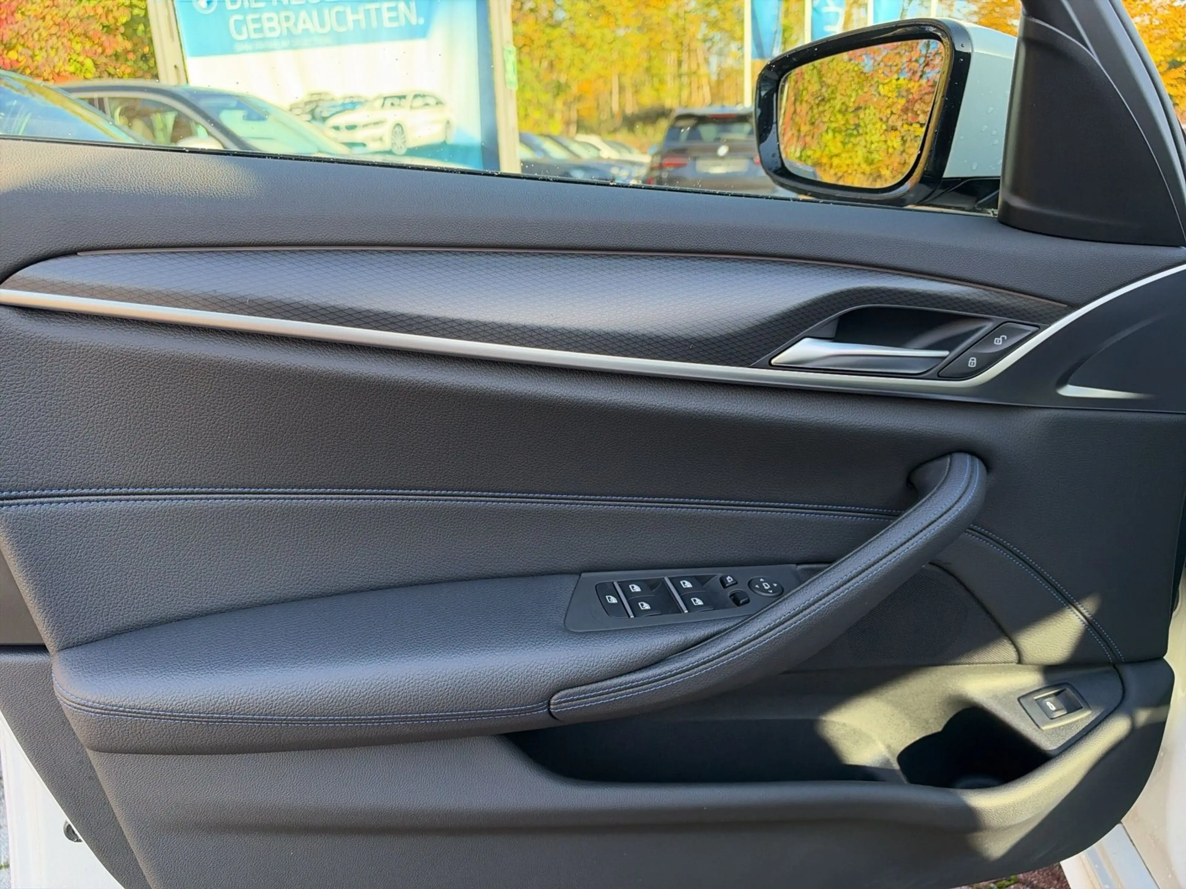BMW 530 d Touring — photo 9