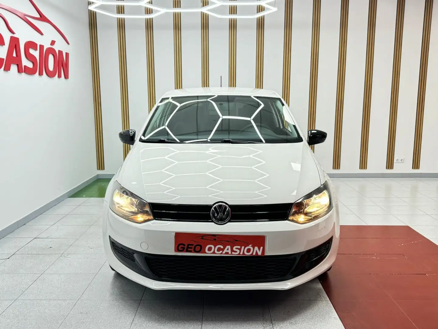 Volkswagen Polo 1.2 Sport Blanc - 2