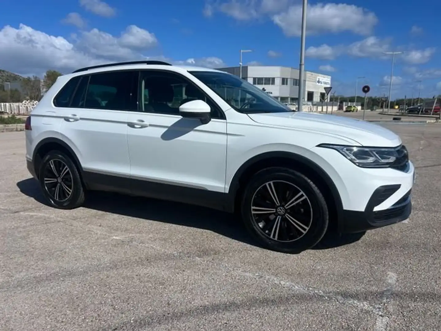 Volkswagen Tiguan 1.5 TSI Life 96kW Blanco - 1