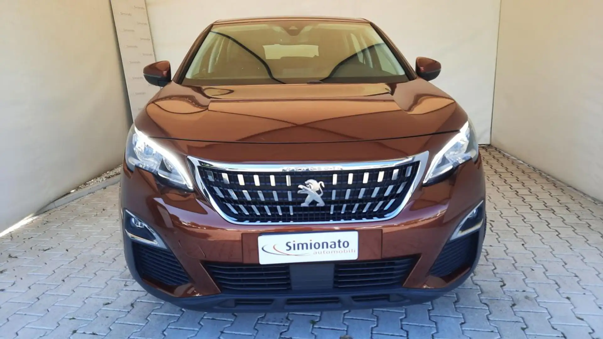 Peugeot 3008 BlueHDi 130 S&S Business Marrone - 2