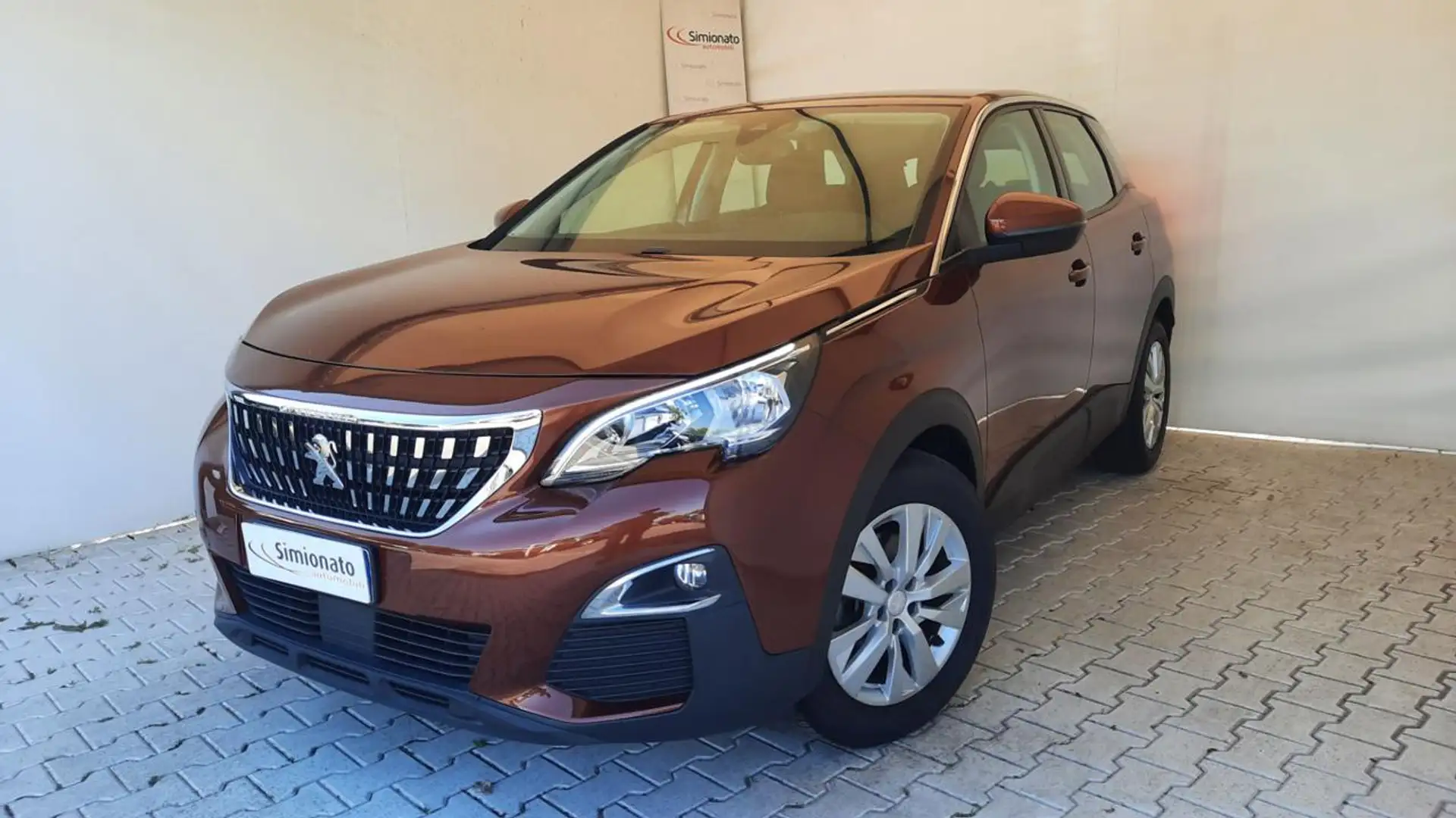 Peugeot 3008 BlueHDi 130 S&S Business Marrone - 1