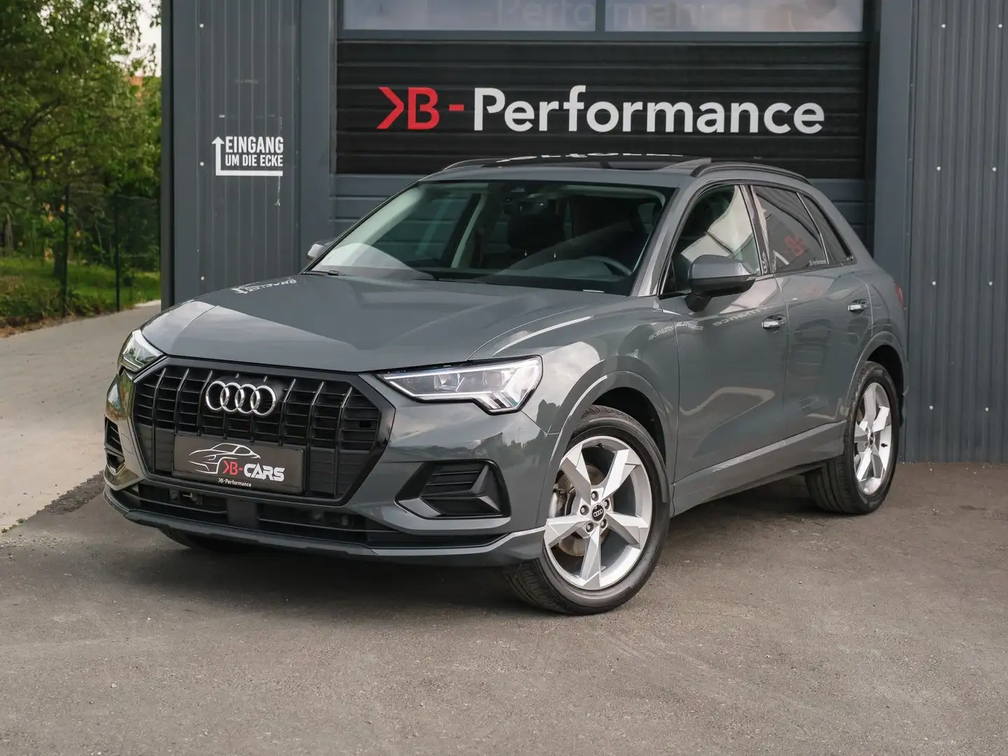 Audi Q3 Q3 35TDI advanced/AHK/LED/ACC/VIRTUAL/MMI/PANO/RFK Grau - 1